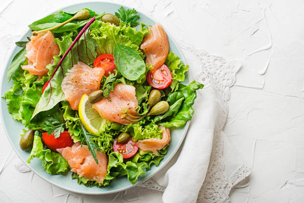 istock Green Salad with smoked salmon 1458414945