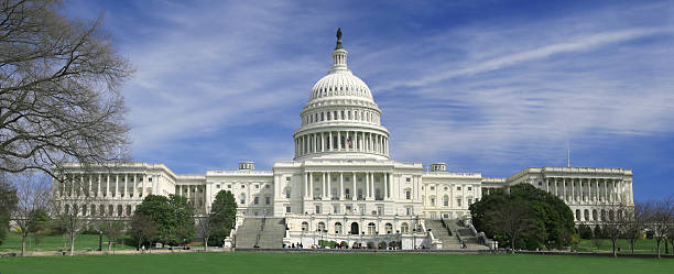 Panoramic view of capitol buildling in washington dc