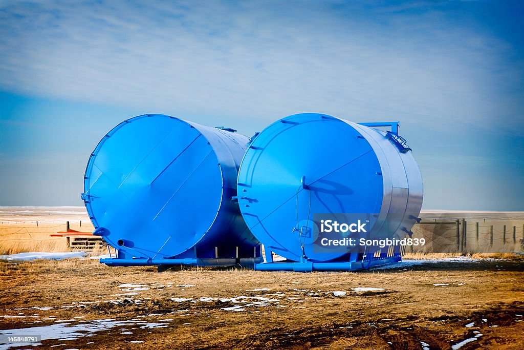 Frisch gestrichenen Tanks - Lizenzfrei Herstellendes Gewerbe Stock-Foto