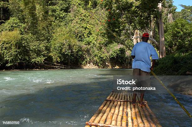 Navigazione In Zattera Di Bambu Stockfoto und mehr Bilder von Jamaica - Jamaica, Floßfahrt, Fluss