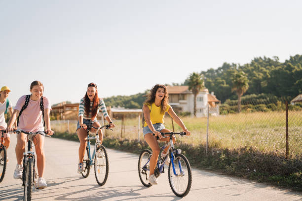 istock Daily commute on a bicycles 1458508684