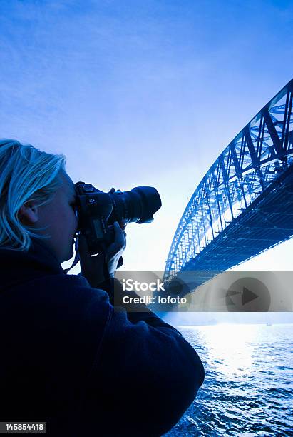 Foto de Masculino Teen Fotografando Bridge e mais fotos de stock de Austrália - Austrália, Fotógrafo, Sydney