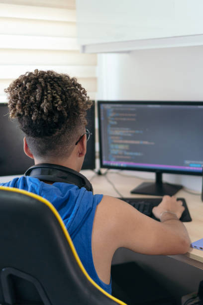 Programador E Studio 20+ Programador Stock Photos, Pictures & Royalty-Free Images - iStock