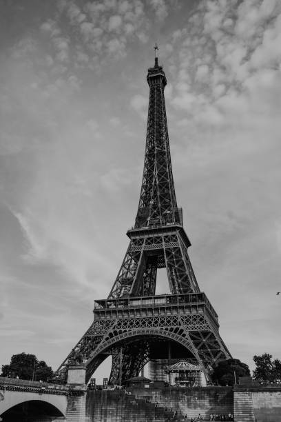 istock Paris france scenery 1458642920