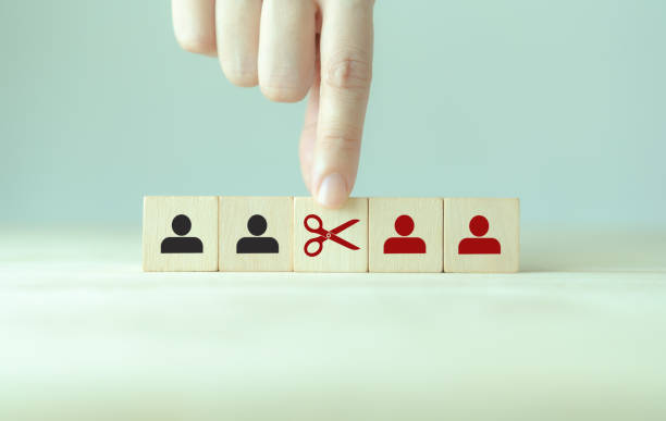 Layoffs, dismissal, workforce reduction, downsizing, reorganization, restructuring, outsourcing, unemployment, jobless, Business downsizing and optimization workforce. Unproductive employee management despidos, despidos, reducción de plantilla, reducción de personal, reorganización, reestructuración, externalización, desempleo, desempleo, reducción de personal empresarial y optimización de la fuerza laboral. gestión improductiva de empleados