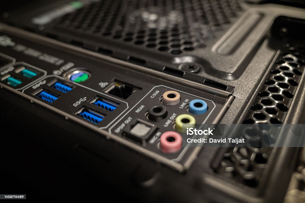 Back Side Of Desktop Computer Stock Photo - Download Image Now - CPU ...