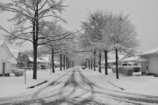 istock City street 1458825212
