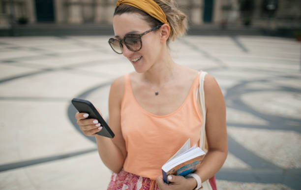 istock Wandering the city 1458869481