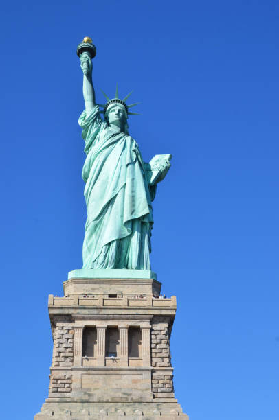 istock Statue Of Liberty 1458884251