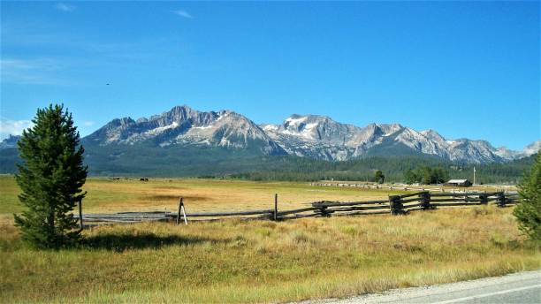istock All Seasons are Beautiful in Idaho 1458906787