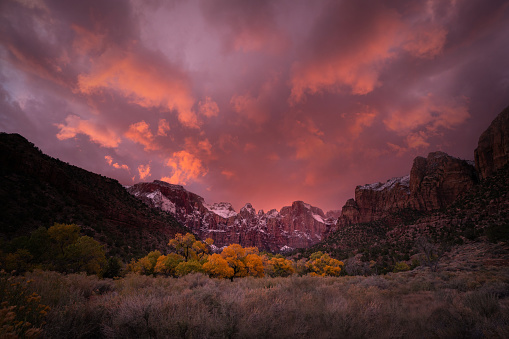 A majestic sunset over the mountains in Zion National park