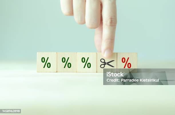 Cutting Losses Concept Cut Or Eliminate The Loss Of The Red Percentage To Protect Gains Limit Losses On A Security Position Investment Strategy Used In Trading And Investing Financial Management Stock Photo - Download Image Now