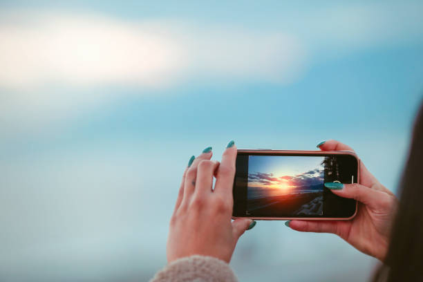 istock phone photography 1459027812