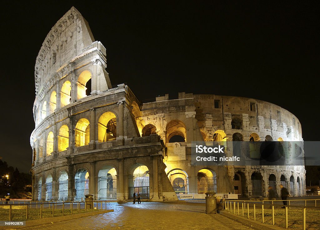 Colisée de Rome - Photo de Amphithéâtre libre de droits