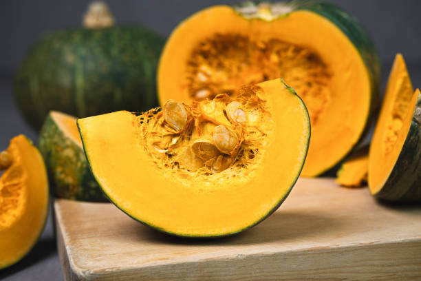 sweet pumpkin healthy and fresh tasty vegetables sweet pumpkin kabocha stock pictures, royalty-free photos & images