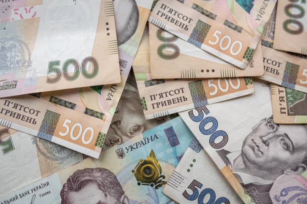 500 1000 ukraińska waluta pieniężna jako tło. koncepcja finansowa, uah - ukraine hryvnia currency paper currency zdjęcia i obrazy z banku zdjęć