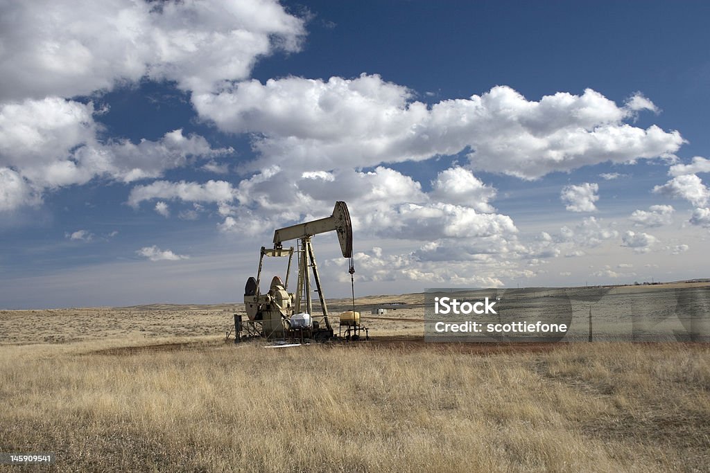 Bomba de petróleo - Foto de stock de Aire libre libre de derechos