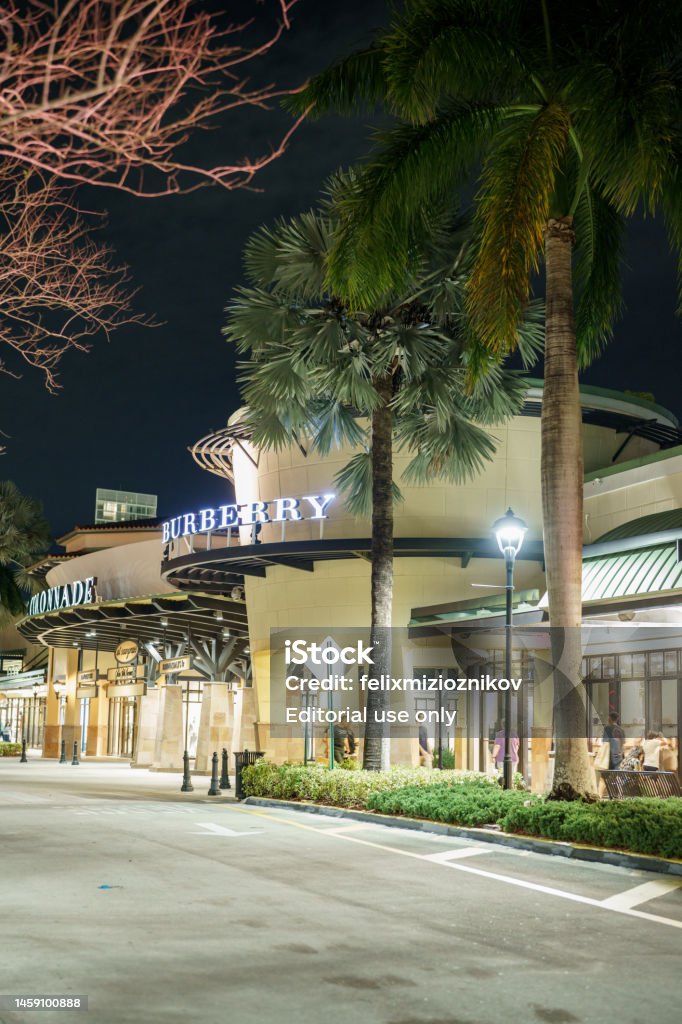 Burberry At Sawgrass Mills Mall Stock Photo - Download Image Now