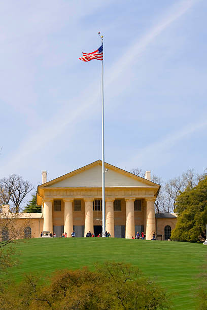 arlington house geral lee. - arlington national cemetery virginia cemetery american flag - fotografias e filmes do acervo