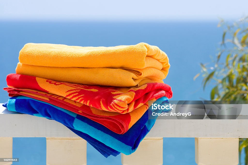 Летний пляжные полотенца - Стоковые фото Бытовое оборудование роялти-фри