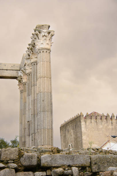 istock Old Roman Temple, Evora 1459118750