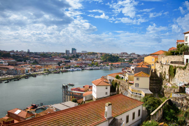 istock the Douro River, Gaia and Porto 1459125566