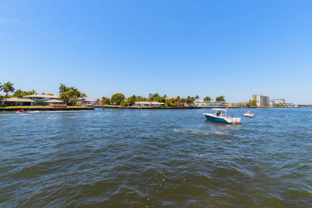 istock Viewpoint of sunrise bay 1459157753