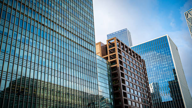istock Business Building in Canary Wharf (London) 1459169823