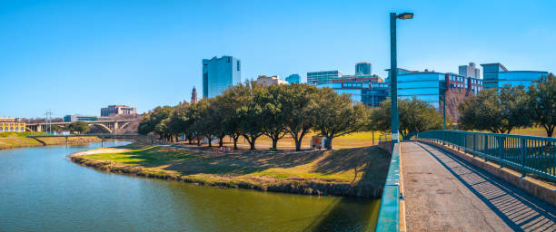 istock Fort Worth panoramic city skyline and natural open space and trails over the Trinity River Bridge 1459176173