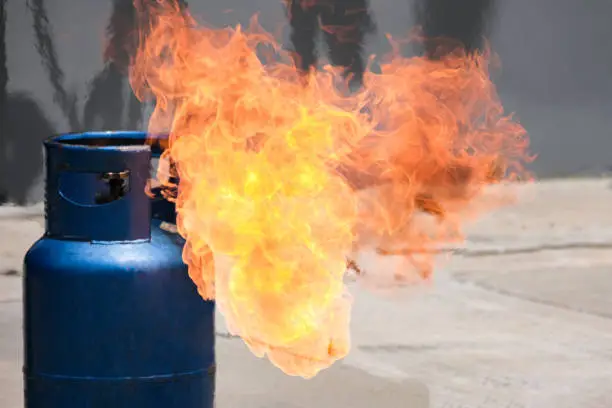 A raging flame came out of the gas tank. safety concept