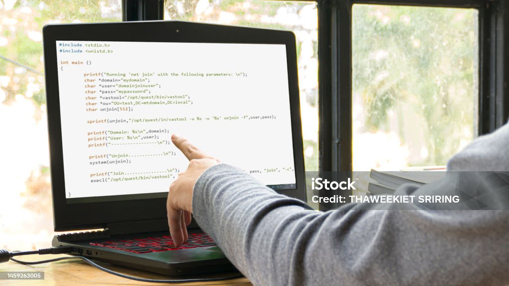 Programmierer Bild Programmierer Bringen Die Digitale Welt Voran Programmierer Sitzen Zu ...
