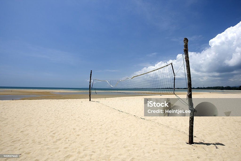 Пляжный волейбол - Стоковые фото Вода роялти-фри