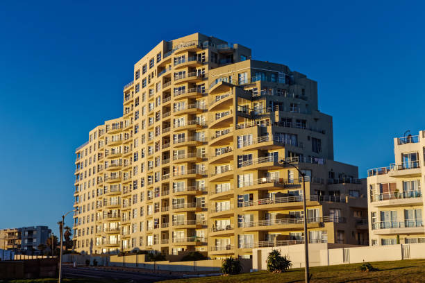 istock Very large apartment building in Blouberg 1459370375