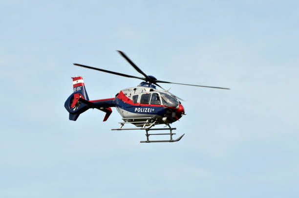 austria, elicottero della polizia - police helicopter foto e immagini stock