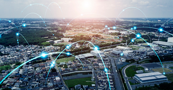 Concepto de red de comunicación y ciudad inteligente. 5G. IoT (Internet de las cosas). Telecomunicaciones. photo