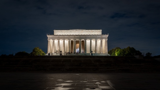 Washington DC, United States – May 15, 2022: Beautiful frontal view of Lincoln Memorial at night, Washington DC, USA