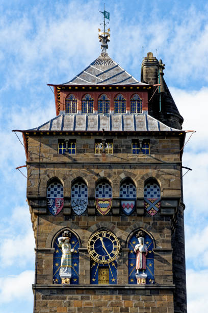 часовая башня маркиза бьюта - замок кардифф уэльс - castle cardiff wales welsh culture стоковые фото и изображения