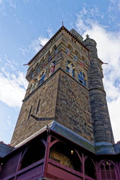 часовая башня маркиза бьюта - замок кардифф уэльс - castle cardiff wales welsh culture стоковые фото и изображения