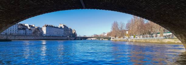 istock Paris, ile saint-louis, beautiful ancient buildings 1459582295