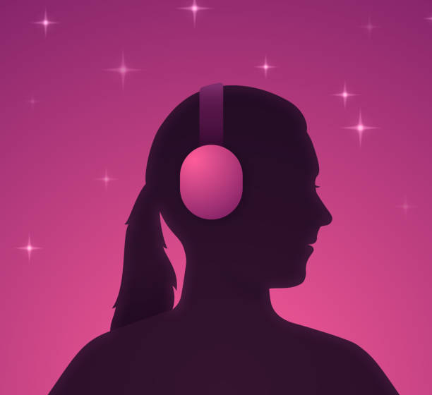 illustrations, cliparts, dessins animés et icônes de femme écoutant de la musique ou un podcast avec des écouteurs silhouette de personne - pink background audio