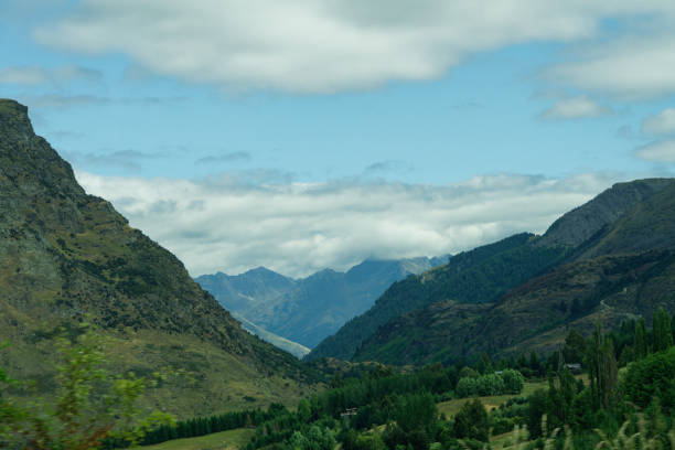Blue sky, gorgeous mountains