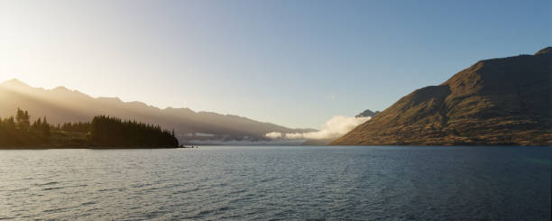 istock Early Morning over Lake Wakatipu 1459687229