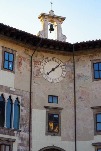 istock An old wall clock in Piazza dei Cavalieri in Pisa, Tuscany - Italy 1459689569