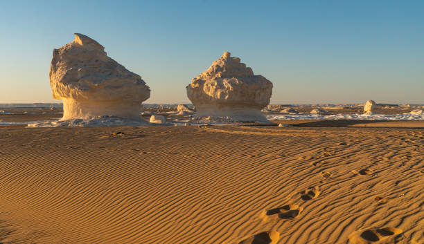 istock sunset in the white desert 1459742946