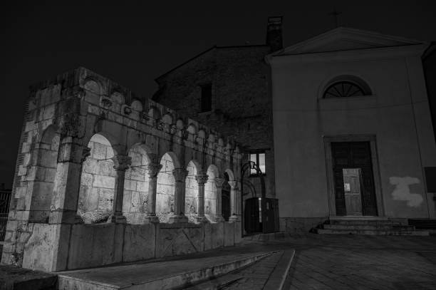 istock Isernia, Molise. The Fraternal Fountain 1459778869