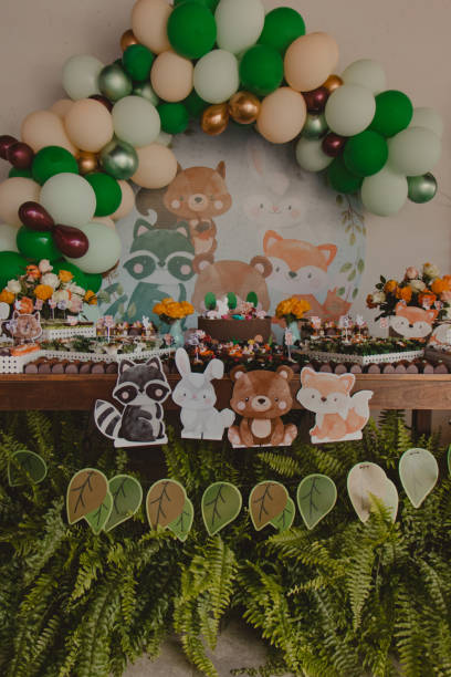 istock animals in the forest baby shower decor 1459805341