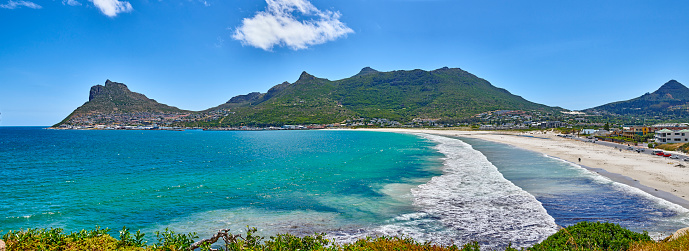 Hout Bay, beach and Karbonkelberg viewed from Chapmanâs Peak, Cape Town area, South Africa