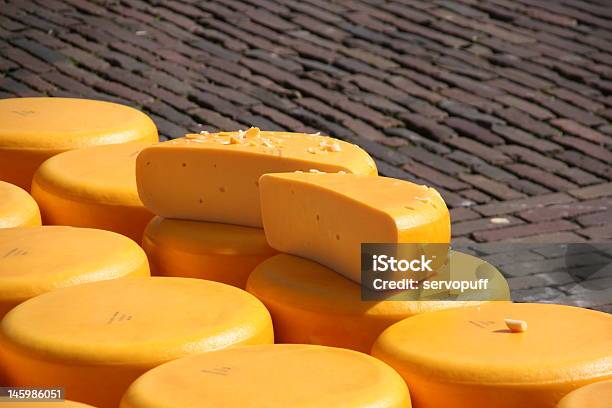 치즈 시장에 곡선에 대한 스톡 사진 및 기타 이미지 - 곡선, 관광, 구다 치즈