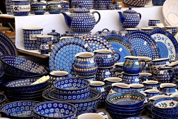 istock pottery on the market 145988804