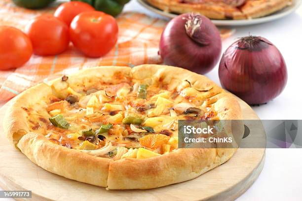Pizza Stockfoto und mehr Bilder von Erfrischung - Erfrischung, Fotografie, Geschwindigkeit